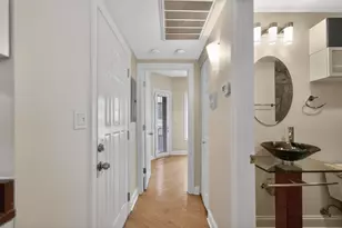 906 W Winona St, Chicago, IL 60640 - Photo 9