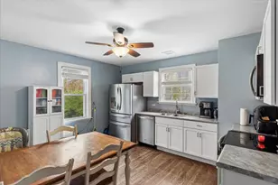 2107 Eshcol Ave, Zion, IL 60099 - Photo 3