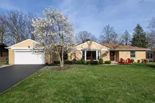 1645 Forest Dr, Glenview, IL 60025 - Photo 1