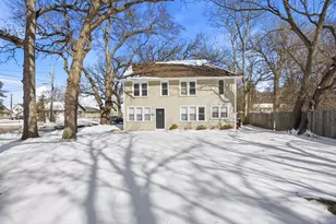 2908 Oakwood Ave, McHenry, IL 60051 - Photo 1