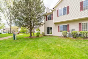 570 Foxridge Dr, Fox Lake, IL 60020 - Photo 13