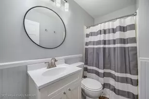 16456 George Dr, Oak Forest, IL 60452 - Photo 5