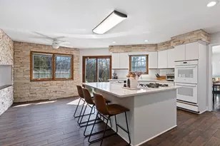 3N747 Ferson Creek Rd, Saint Charles, IL 60174 - Photo 7