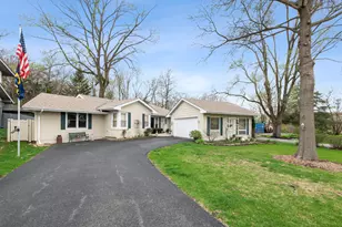 12130 S Nagle Ave, Palos Heights, IL 60463 - Photo 1