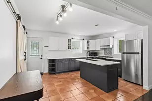 1404 Wilson Ct, Zion, IL 60099 - Photo 11