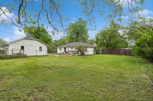 1404 Wilson Ct, Zion, IL 60099 - Photo 23