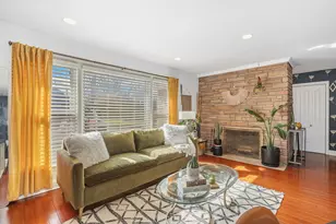 15811 S Marshfield Ave, Harvey, IL 60426 - Photo 7