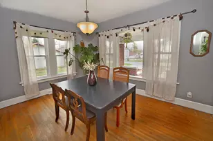 210 6th St, Mendota, IL 61342 - Photo 5