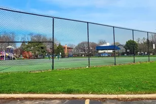 1430 Sandstone Dr, Wheeling, IL 60090 - Photo 9