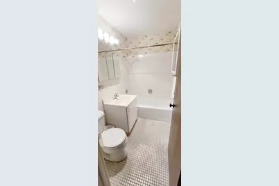 1430 Sandstone Drive #201, Wheeling, IL 60090 - Photo 7