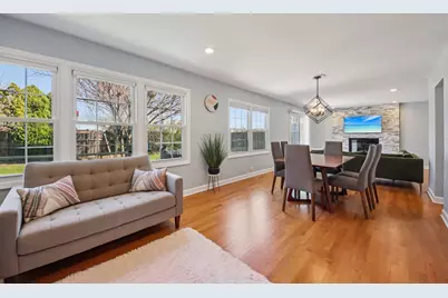 1655 Marie Lane, Glenview, IL 60025 - Photo 5