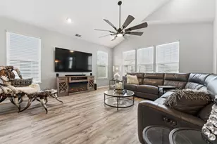 1890 Havenshire Rd, Aurora, IL 60502 - Photo 15