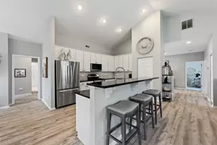 1890 Havenshire Rd, Aurora, IL 60502 - Photo 17