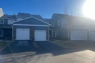 567 W Parkside Dr, Palatine, IL 60067 - Photo 1