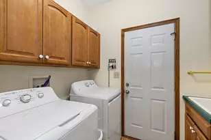 201 W Hardanger Gate, Lee, IL 60530 - Photo 15