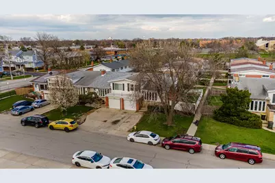 8945 Robin Drive #0, Des Plaines, IL 60016 - Photo 25