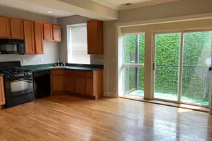 2303 W Granville Ave, Chicago, IL 60659 - Photo 3