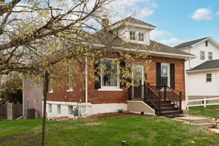 1604 Sobieski St, Lasalle, IL 61301 - Photo 3