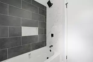 2811 W 82nd St, Chicago, IL 60652 - Photo 29