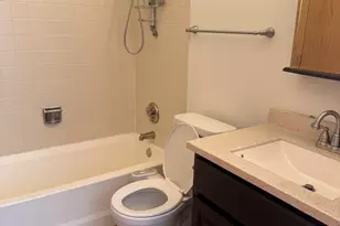 8316 High Point Cir, Darien, IL 60561 - Photo 33