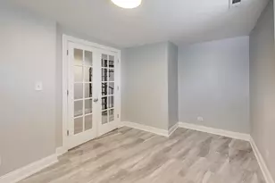 313 E 60th St, Chicago, IL 60637 - Photo 31