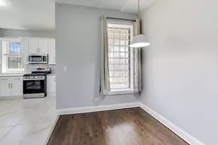 313 E 60th St, Chicago, IL 60637 - Photo 19