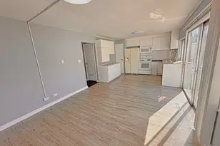 5573 Court F, Hanover Park, IL 60133 - Photo 7