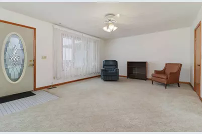 1109 W 4th Street, Delavan, IL 61734 - Photo 7