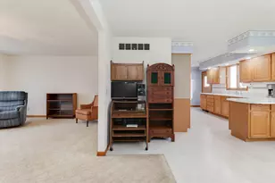 1109 W 4th St, Delavan, IL 61734 - Photo 21