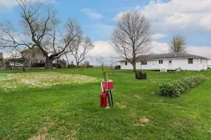 1109 W 4th St, Delavan, IL 61734 - Photo 43