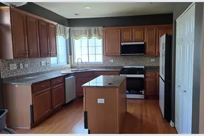 101 N Spruce Avenue, Wood Dale, IL 60191 - Photo 7