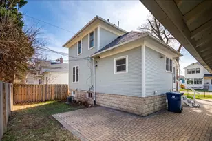 18 N Main St, Naperville, IL 60540 - Photo 31