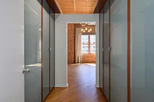 360 W Illinois St, Chicago, IL 60654 - Photo 13