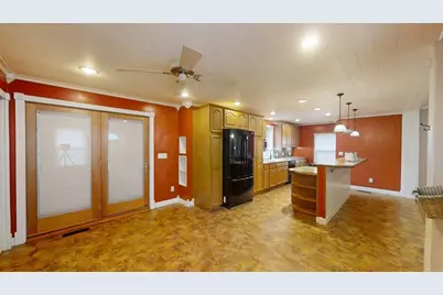 226 E Orleans Street, Paxton, IL 60957 - Photo 15