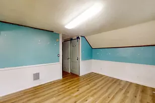 226 E Orleans St, Paxton, IL 60957 - Photo 21