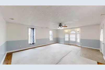 226 E Orleans Street, Paxton, IL 60957 - Photo 7