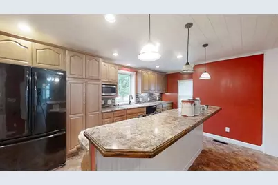 226 E Orleans Street, Paxton, IL 60957 - Photo 11
