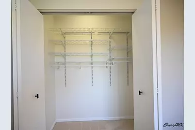 425 Locksley Drive, Streamwood, IL 60107 - Photo 29