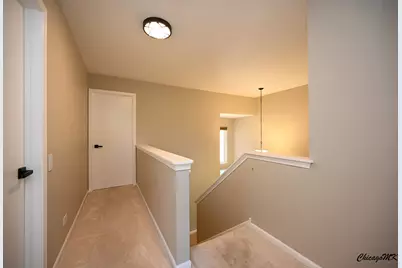 425 Locksley Drive, Streamwood, IL 60107 - Photo 21