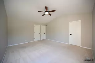 425 Locksley Dr, Streamwood, IL 60107 - Photo 23