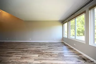 425 Locksley Dr, Streamwood, IL 60107 - Photo 7