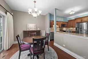 715 Riding Ln, Saint Charles, IL 60174 - Photo 11