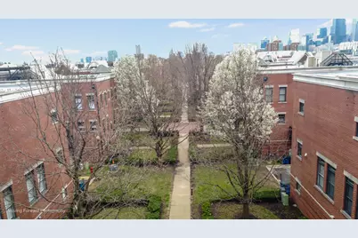 814 W 15th Place, Chicago, IL 60608 - Photo 1