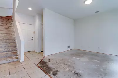 814 W 15th Place, Chicago, IL 60608 - Photo 15
