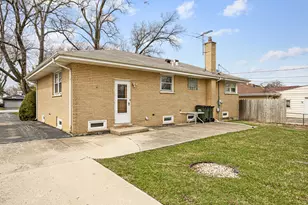 2701 Lee St, Melrose Park, IL 60164 - Photo 23