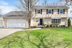 707 Jefferson St, Hinsdale, IL 60521 - Photo 1