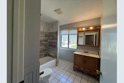 4564 Whitney Drive, Hanover Park, IL 60133 - Photo 15