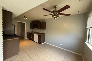 4564 Whitney Dr, Hanover Park, IL 60133 - Photo 5