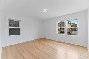 8926 Menard Ave, Morton Grove, IL 60053 - Photo 15