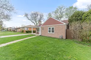 8926 Menard Ave, Morton Grove, IL 60053 - Photo 29